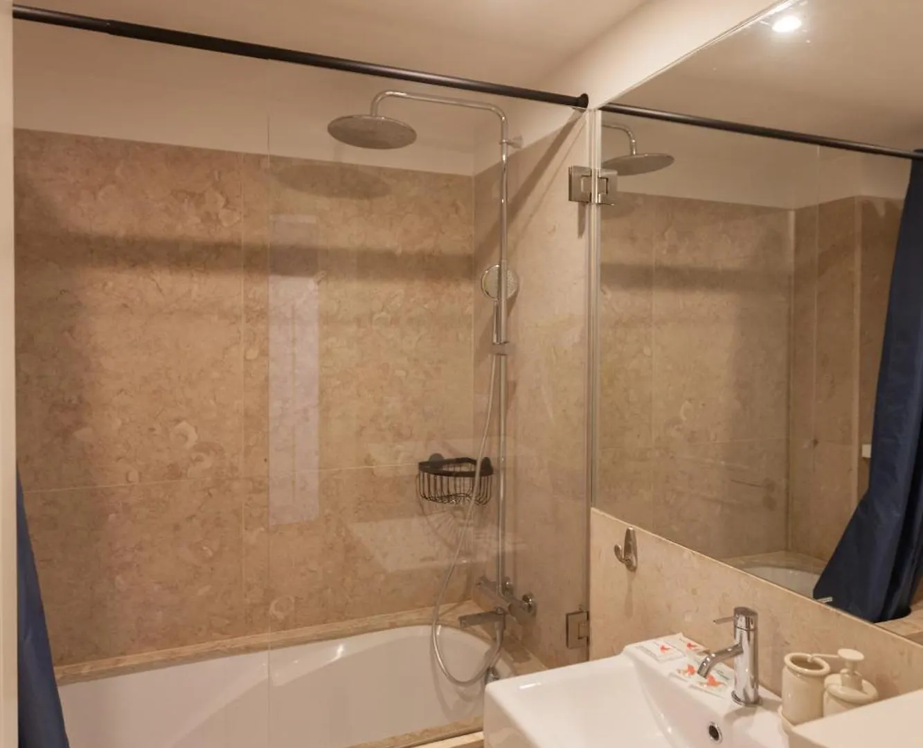 Flh Liberdade Spacious Apartment With Parking Lisboa