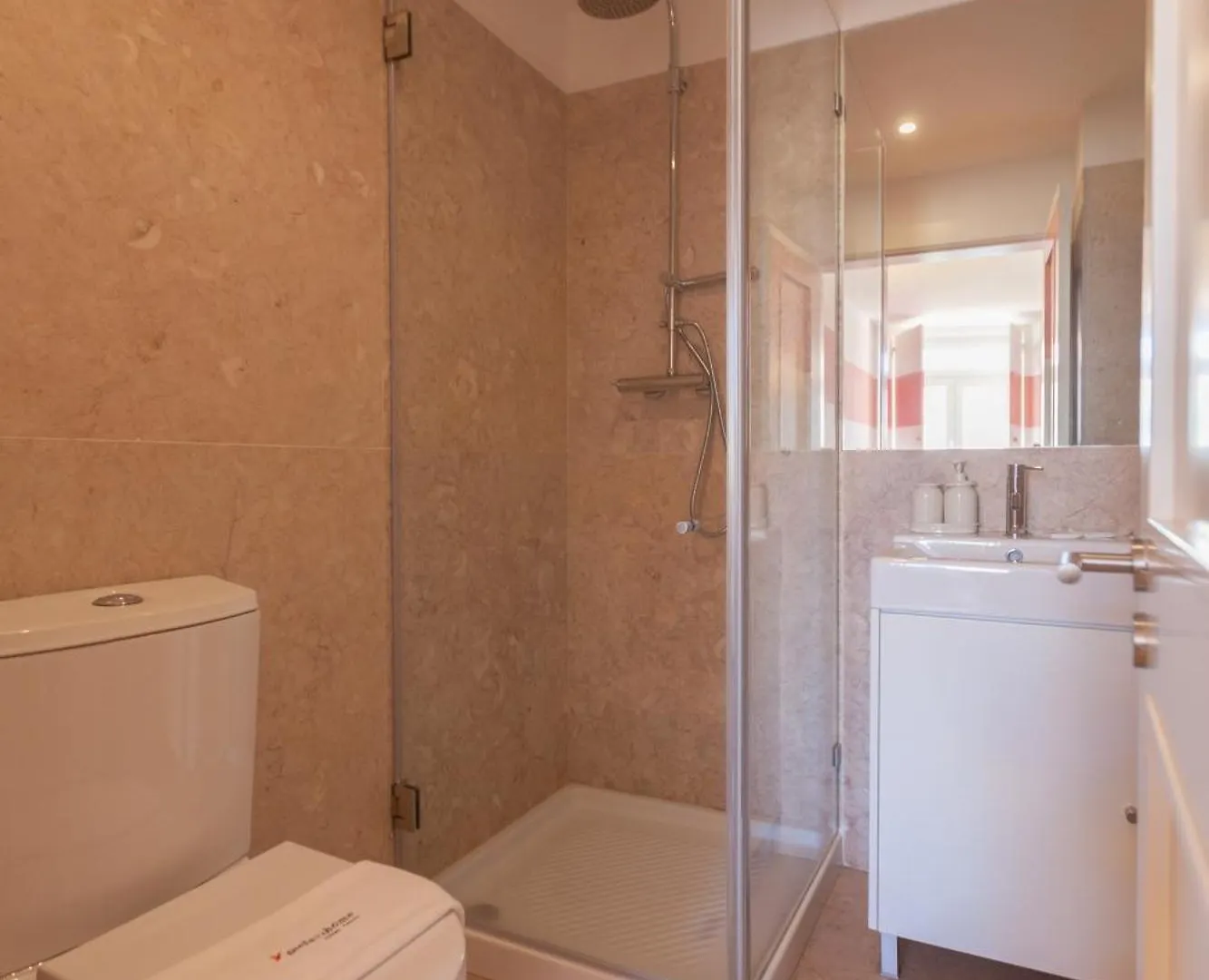 Flh Liberdade Spacious Apartment With Parking Lisboa Portugal